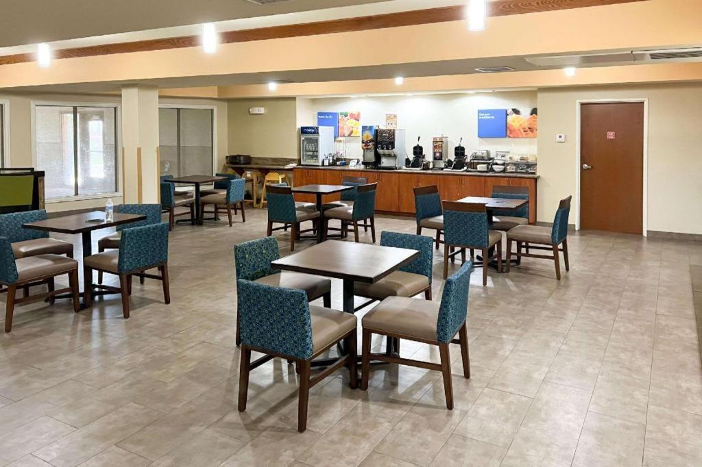 Comfort Inn And Suites Thatcher Zewnętrze zdjęcie