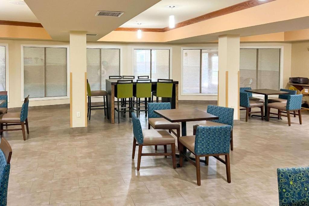 Comfort Inn And Suites Thatcher Zewnętrze zdjęcie