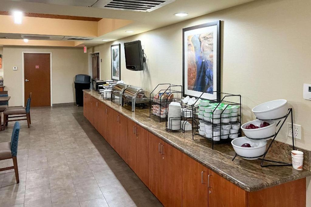 Comfort Inn And Suites Thatcher Zewnętrze zdjęcie